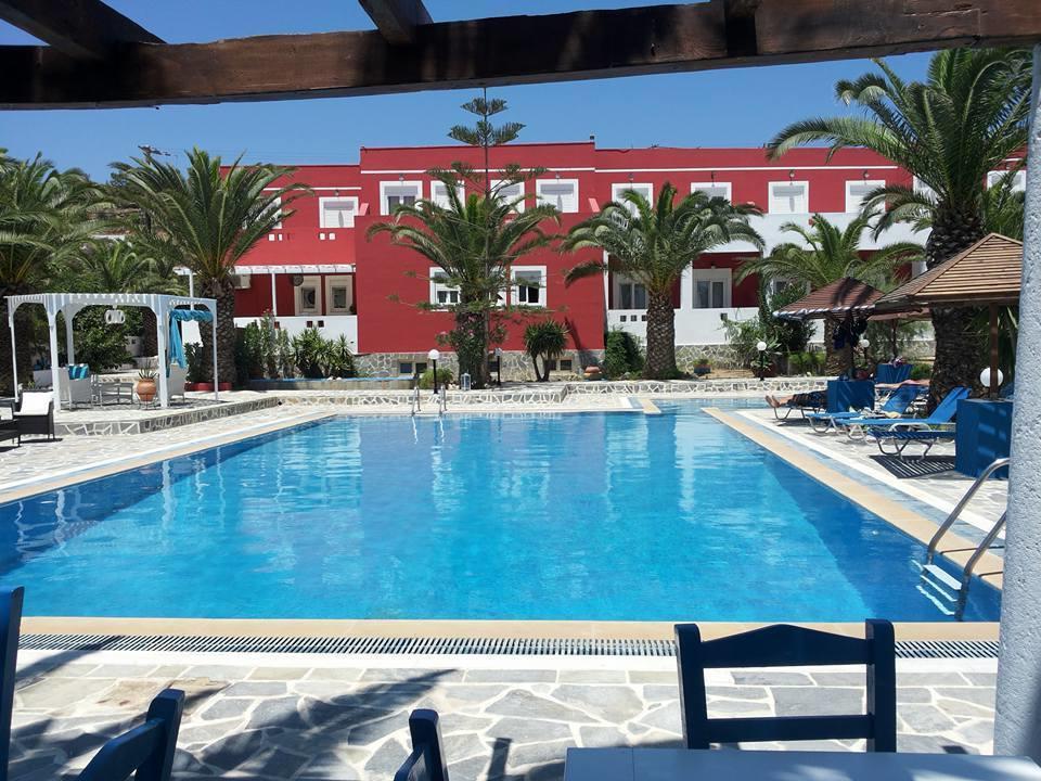 Efstathia Hotel Xirokambos  Extérieur photo