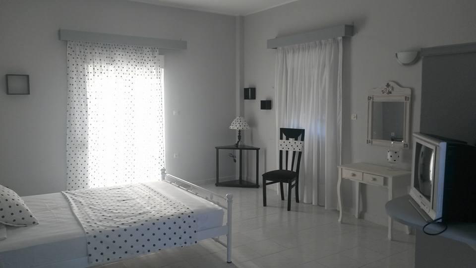 Efstathia Hotel Xirokambos  Extérieur photo