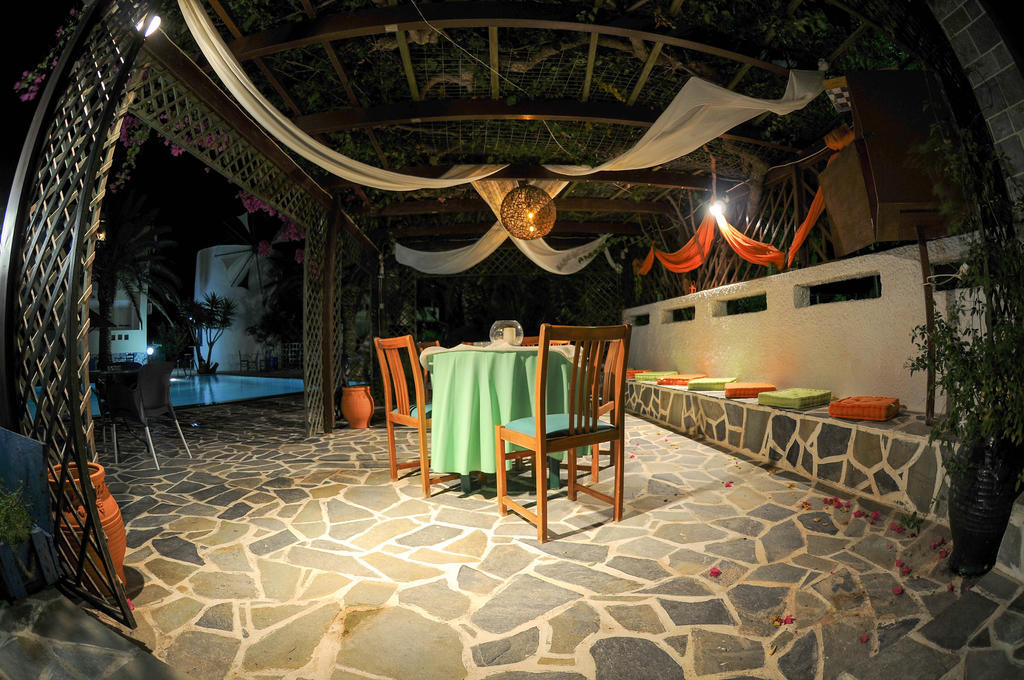 Efstathia Hotel Xirokambos  Extérieur photo
