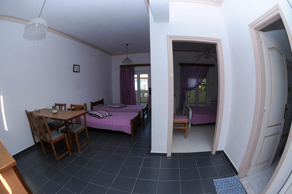 Efstathia Hotel Xirokambos  Extérieur photo