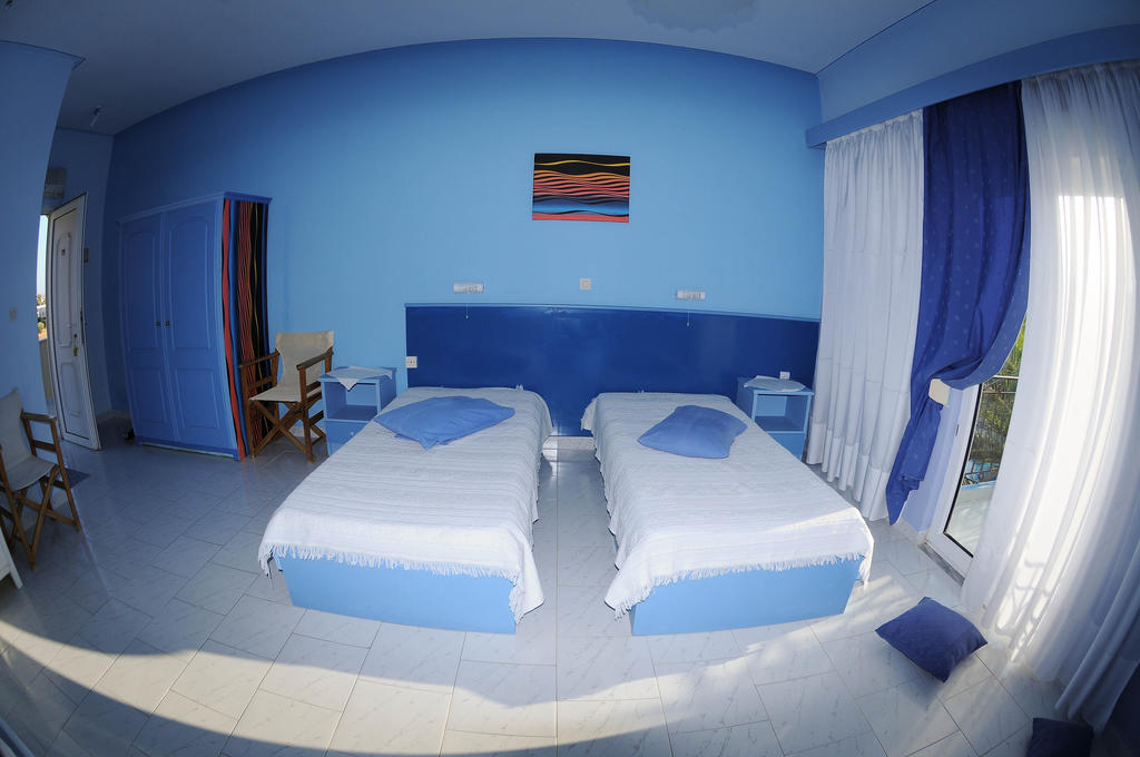 Efstathia Hotel Xirokambos  Extérieur photo